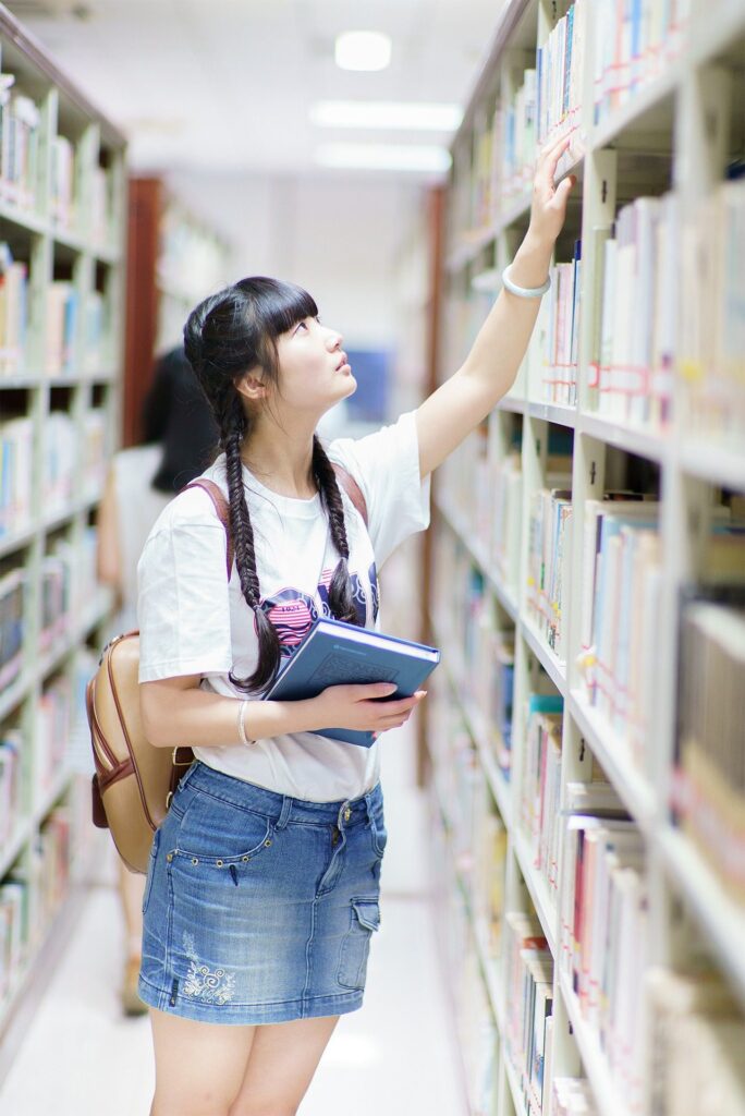 기억을 수집하는 인생여행자 김서율 AI 기자